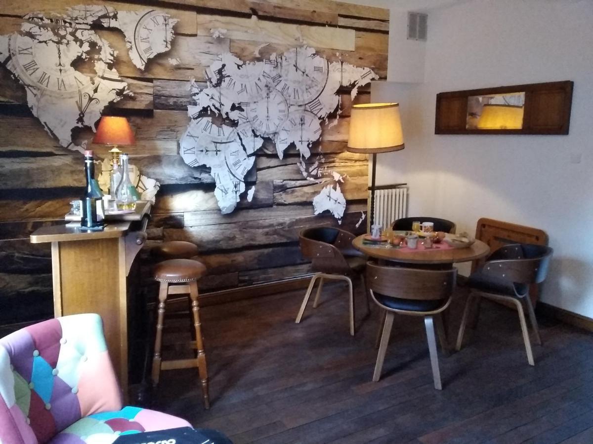 Alex Guest House Dozule Экстерьер фото
