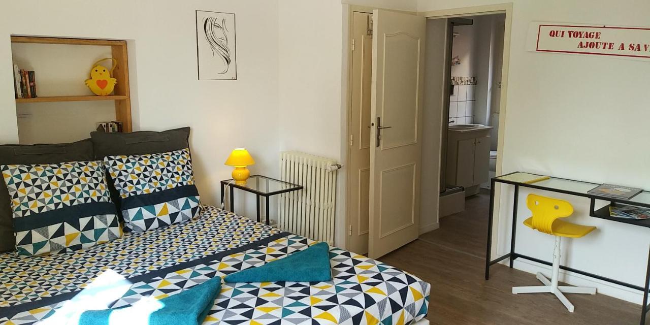 Alex Guest House Dozule Экстерьер фото